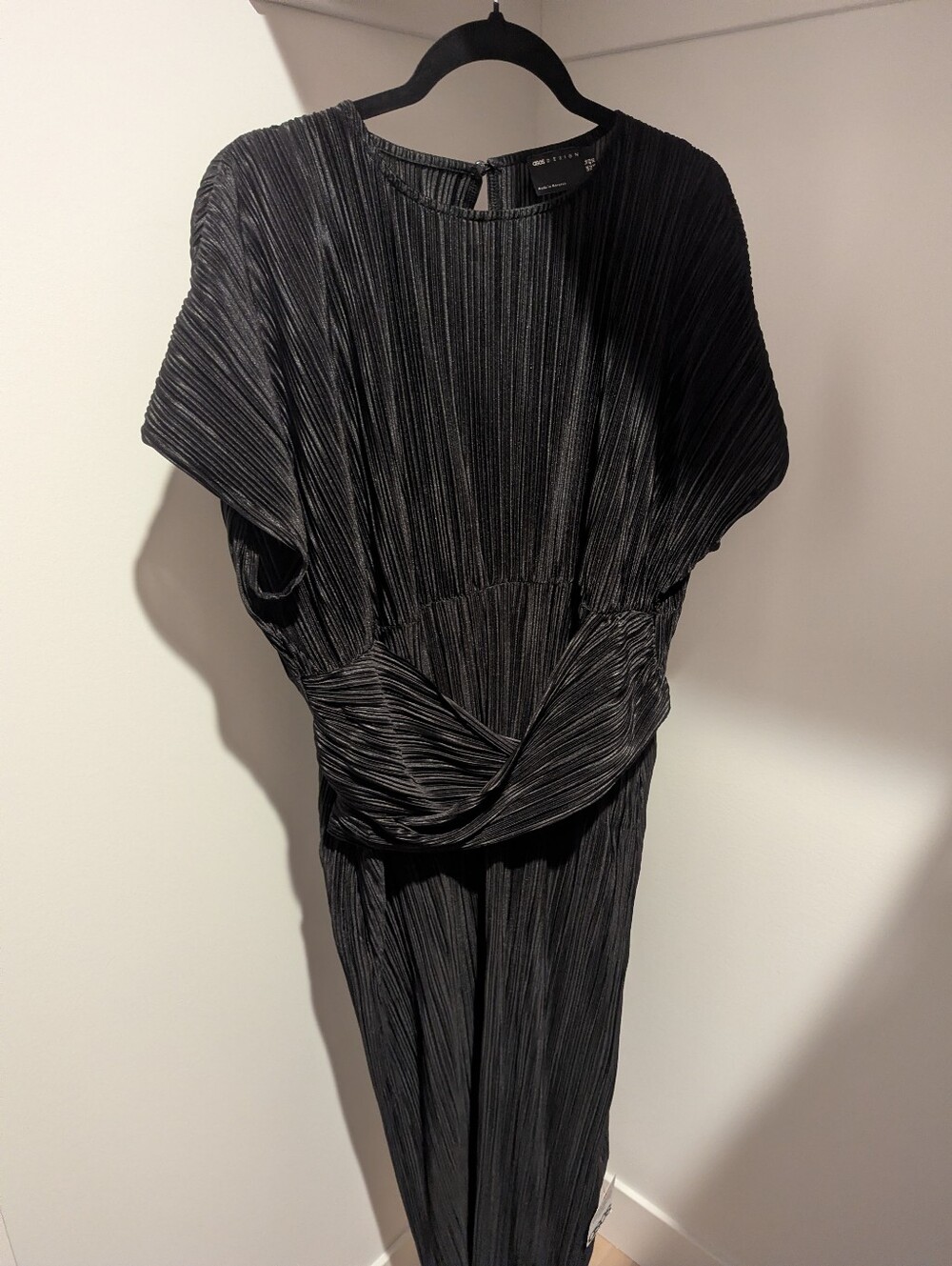 ASOS Black Plisse Dress - Picture 5 of 6